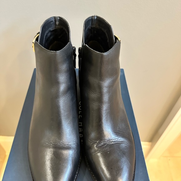 Cole Haan size 11 Black Harrington Grd Bootie - Picture 2 of 4